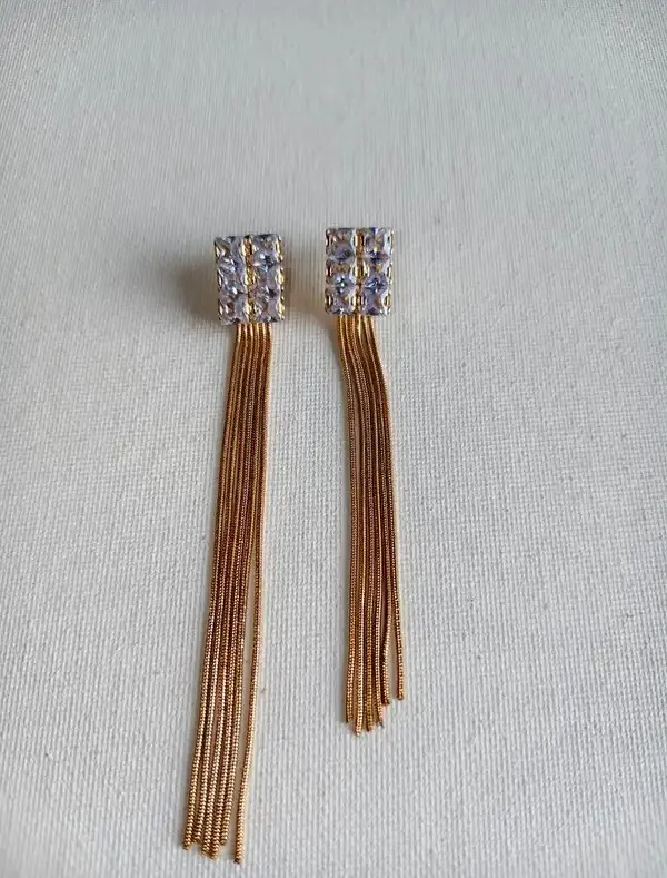 Gold_Metal_Alloy_Crystal_Tassel_Chain_Drop_Earrings_For_Women