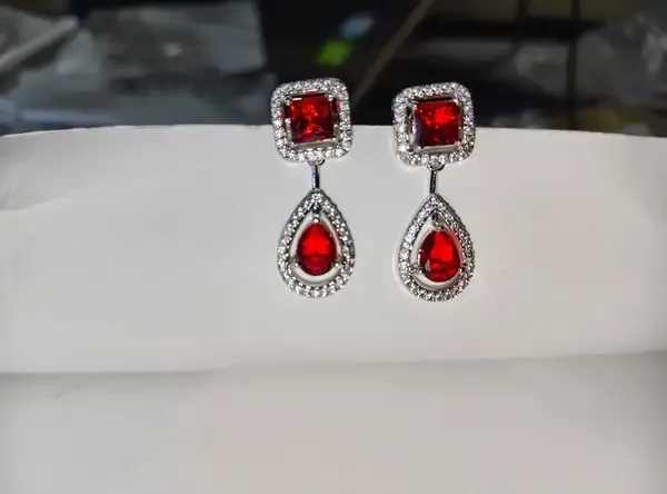 White_And_Red_Metal_Alloy_Earring_For_Women