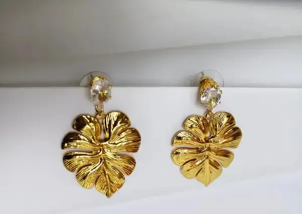 Gold_Metal_Alloy_Floral_Leaf_Drop_Earrings_For_Women