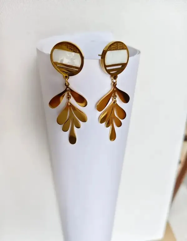 Gold_Metal_Alloy_Round_Top_Layered_Leaf_Drop_Earrings_For_Women