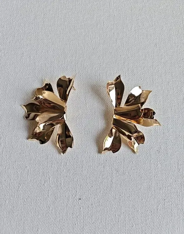 Gold_Metal_Alloy_Abstract_Floral_Drop_Earrings_For_Women