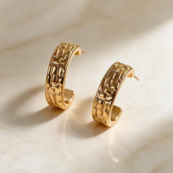 Gold_Metal_Alloy_Linked_Pattern_Open_Hoop_Earrings_For_Women