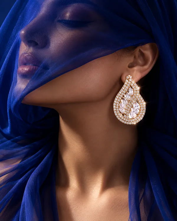 Gold_Metal_Alloy_Crystal_Teardrop_Marquise_Drop_Earrings_For_Women