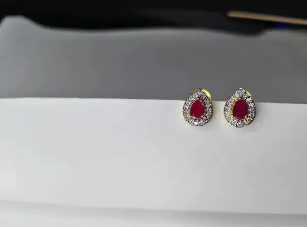 Gold_Metal_Alloy_Earring_For_Women