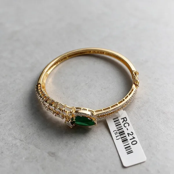 Gold_Metal_Alloy_Bracelet_For_Women