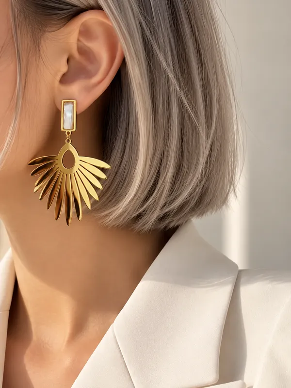 Gold_Metal_Alloy_Fan_Pendant_Rectangle_Drop_Earrings_For_Women