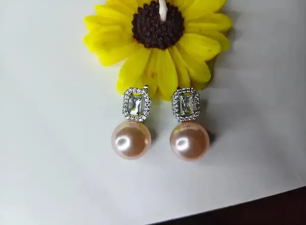 White_And_Pink_Metal_Alloy_Earring_For_Women