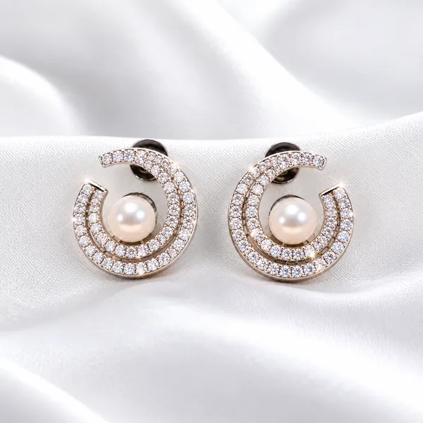 White_Metal_Alloy_Earring_For_Women