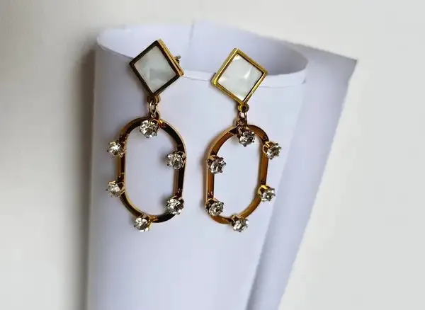 Gold_Metal_Alloy_Geometric_Crystal_Oval_Drop_Earrings_For_Women