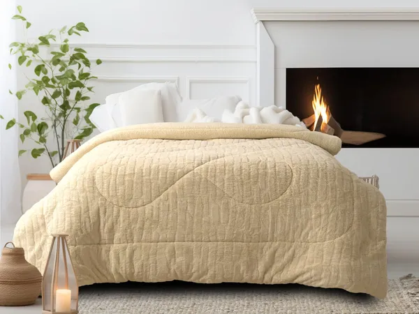 Polyester_Leaf_Quilted_Solid_Beige_Blanket_Set