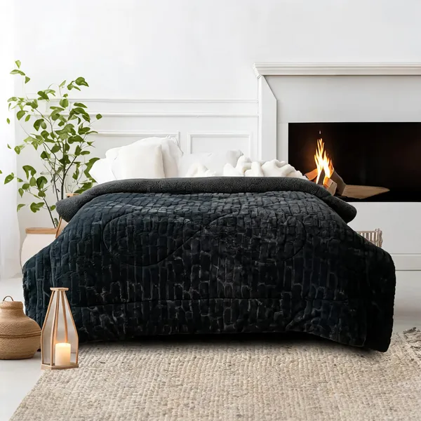 Polyester_Solid_Textured_Quilted_Black_Blanket_Set