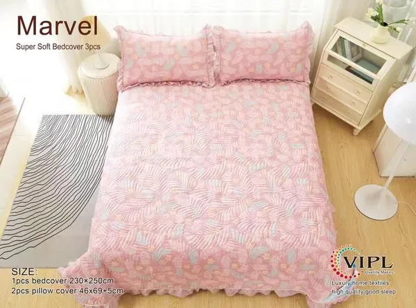 Poly_Cotton_Leaf_Print_Ruffled_Edge_Pink_Bedsheet_With_Pillow_Set
