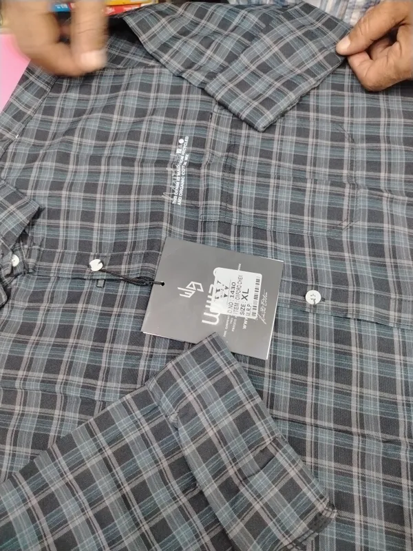Grey_Plaid_Short_Sleeve_Shirt_for_Men