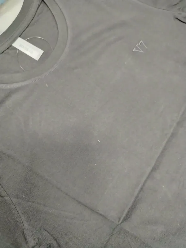 Grey_Round_Neck_T-Shirt_for_Men