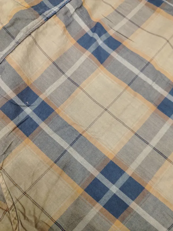 Beige_Plaid_Pattern_Bedsheet