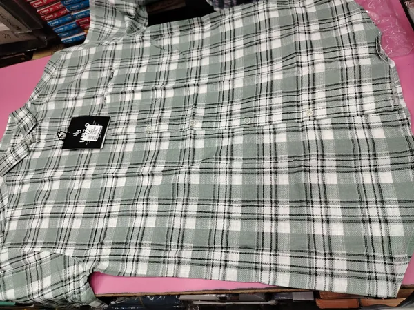 Grey_Woven_Casual_Checkered_Shirt_for_Men