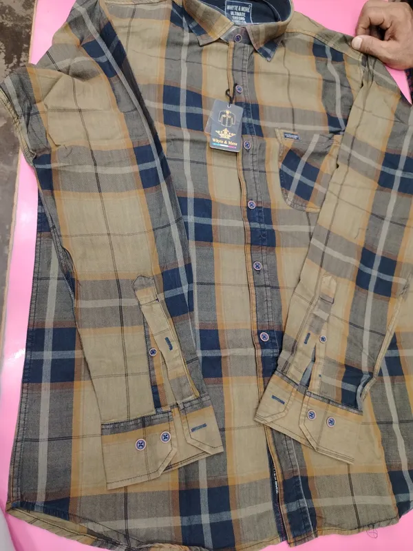 Beige_Plaid_Pattern_Bedsheet
