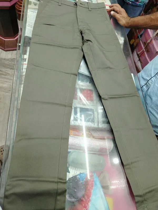 T-More_Olive_Slim_Fit_Cargo_Trousers_for_Men