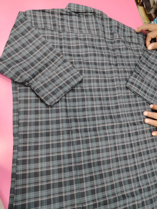 Grey_Plaid_Short_Sleeve_Shirt_for_Men
