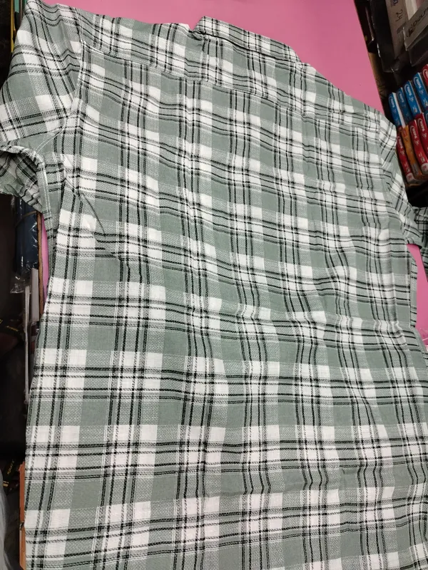 Grey_Woven_Casual_Checkered_Shirt_for_Men