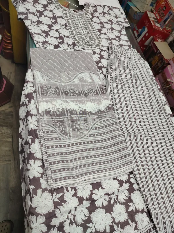 Grey_Printed_Kurta_Salwar_Set_for_Women