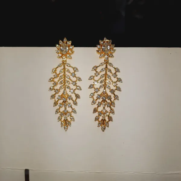 Gold_Tone_Crystal_Leaf_Drop_Earrings_for_Women