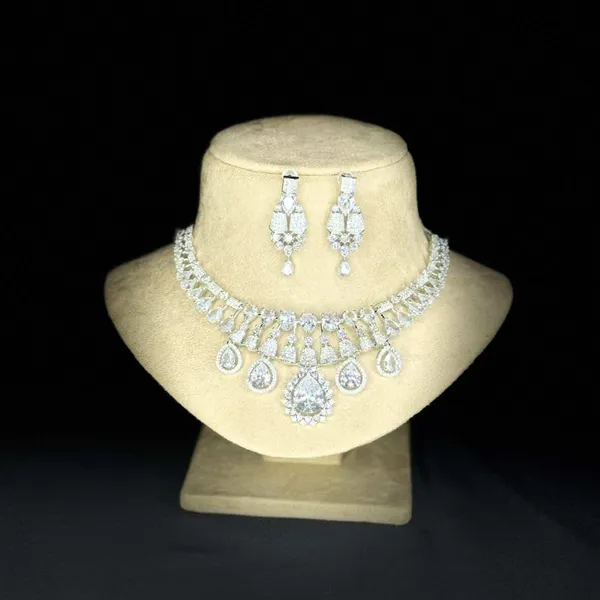 Silver_Tone_Stone_Necklace_Set_for_Women