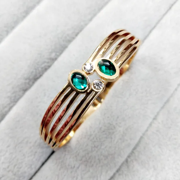 Gold_Tone_Green_Stone_Multi_Strand_Bracelet_for_Women
