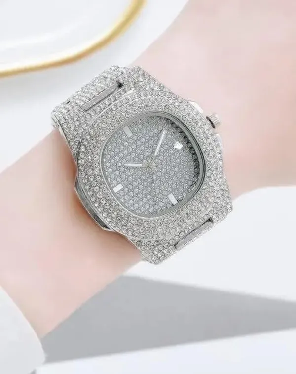 ZYVRA_Silver_Faux_Leather_Analog_Watch_For_Unisex