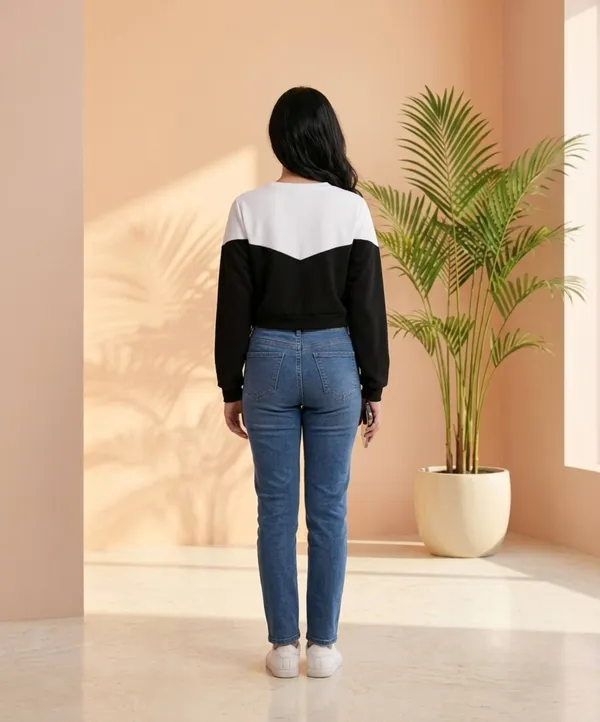 Black_White_Textured_Cropped_Sweatshirt_for_Women