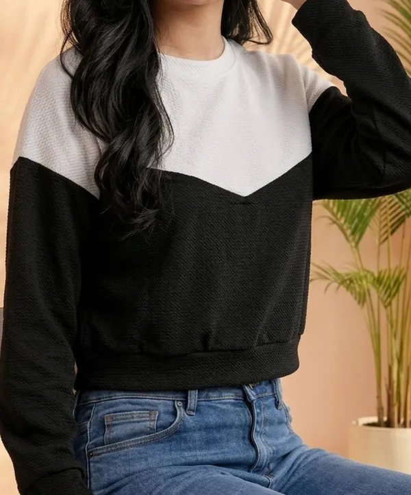 Black_White_Textured_Cropped_Sweatshirt_for_Women