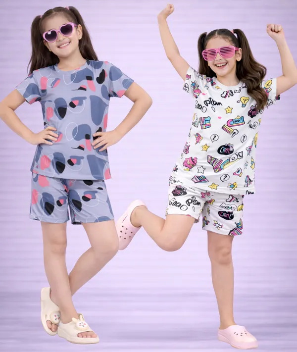 Cotton_Short_Sleeve_Printed_T-Shirt_&_Shorts_Set_For_Girls