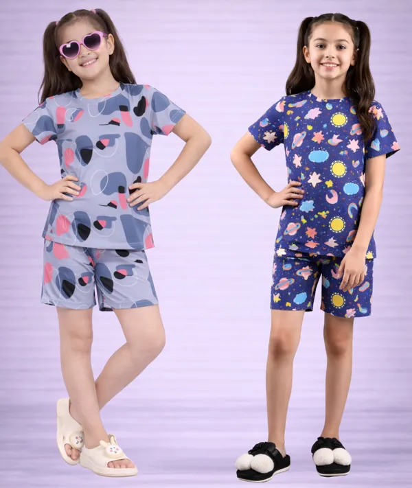 Multicolor_Cotton_Printed_Regular_Fit_T-Shirt_&_Shorts_Set_For_Girls