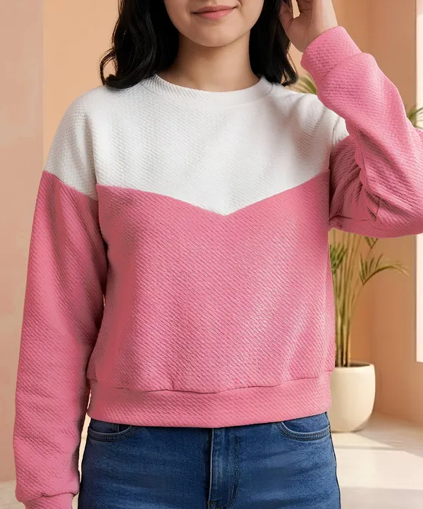 Pink_&_White_Cotton_Colorblock_Cropped_Sweatshirt_For_Women