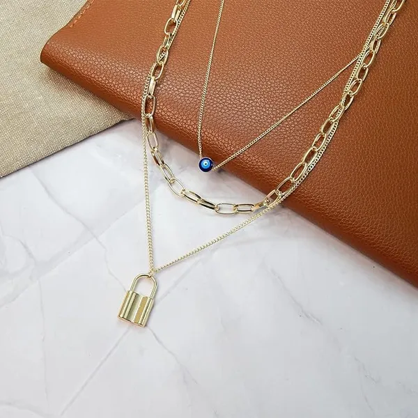Multi_Layer_Necklace_With_Lock_Pendant