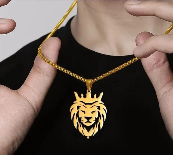 Lion_Crown_Pendant_Necklace