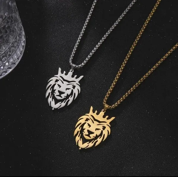 Lion_Crown_Pendant_Necklace