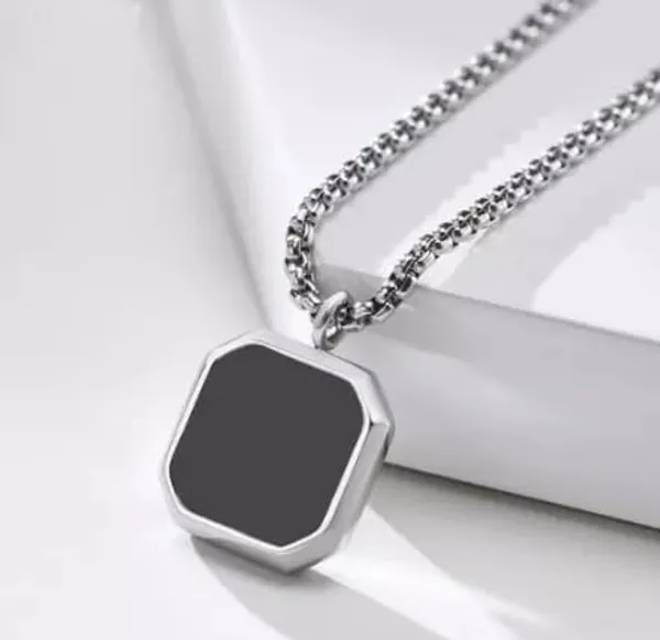 Rectangle_Enamel_Pendant_Necklace