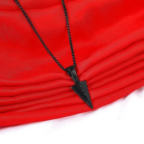 Metal_Arrow_Pendant_Necklace_For_Men