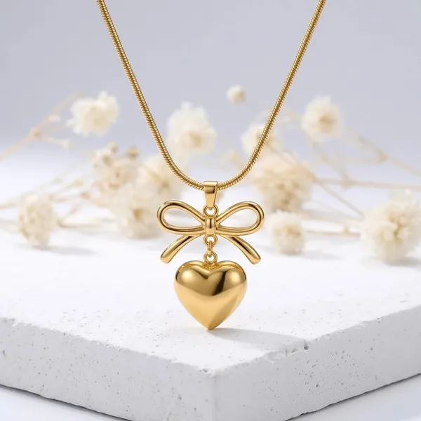 Love_Knot_Heart_Locket_Necklace
