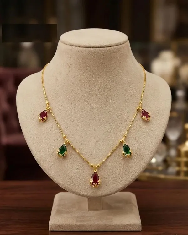 Women_Stone_Necklace