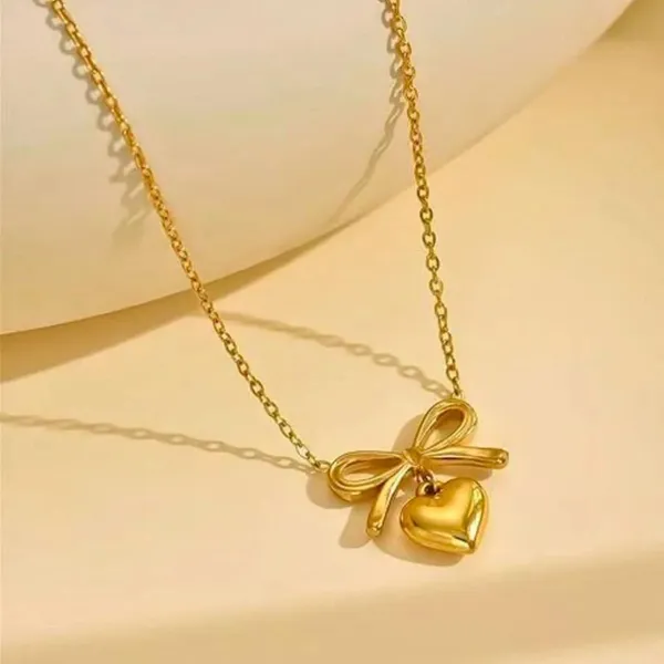 Bow_And_Heart_Pendant_Necklace