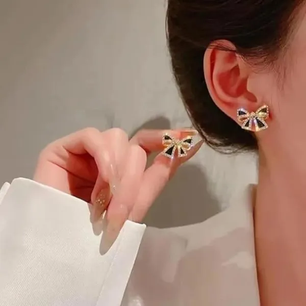 Bow_Pearl_Stud_Earrings_Set