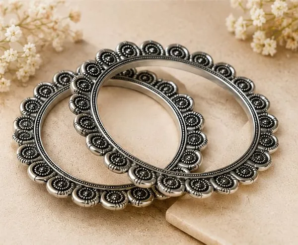 Women_S_Oxidized_Floral_Beaded_Bangles