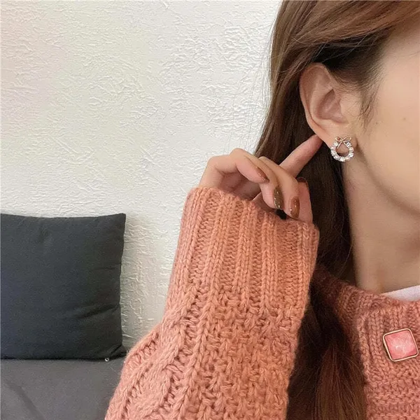Pearl_Heart_Stud_Earrings