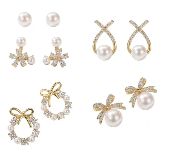 Pearl_And_Crystal_Stud_Earrings
