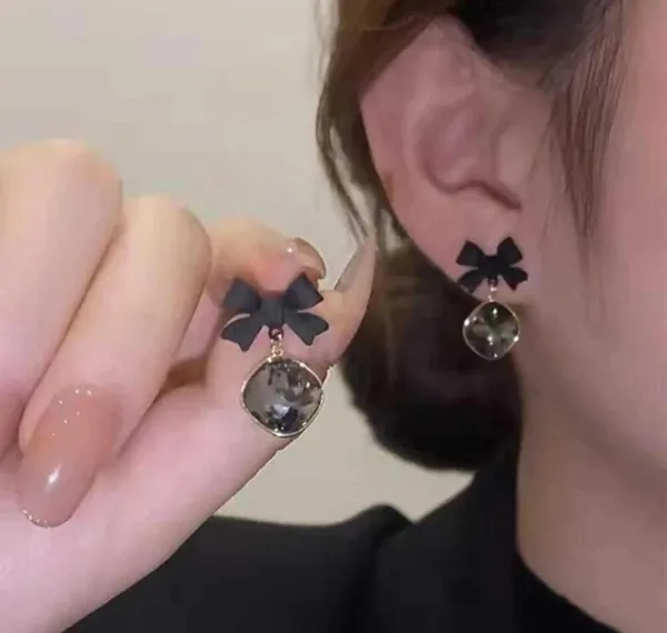 Bow_Crystal_Drop_Earrings_For_Women