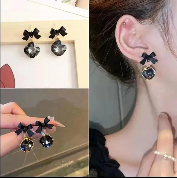 Crystal_Stud_Earrings