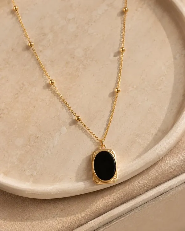 Stone_Pendant_Necklace_For_Women