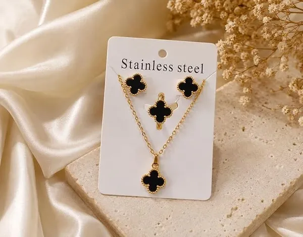 Black_Clover_Jewelry_Set